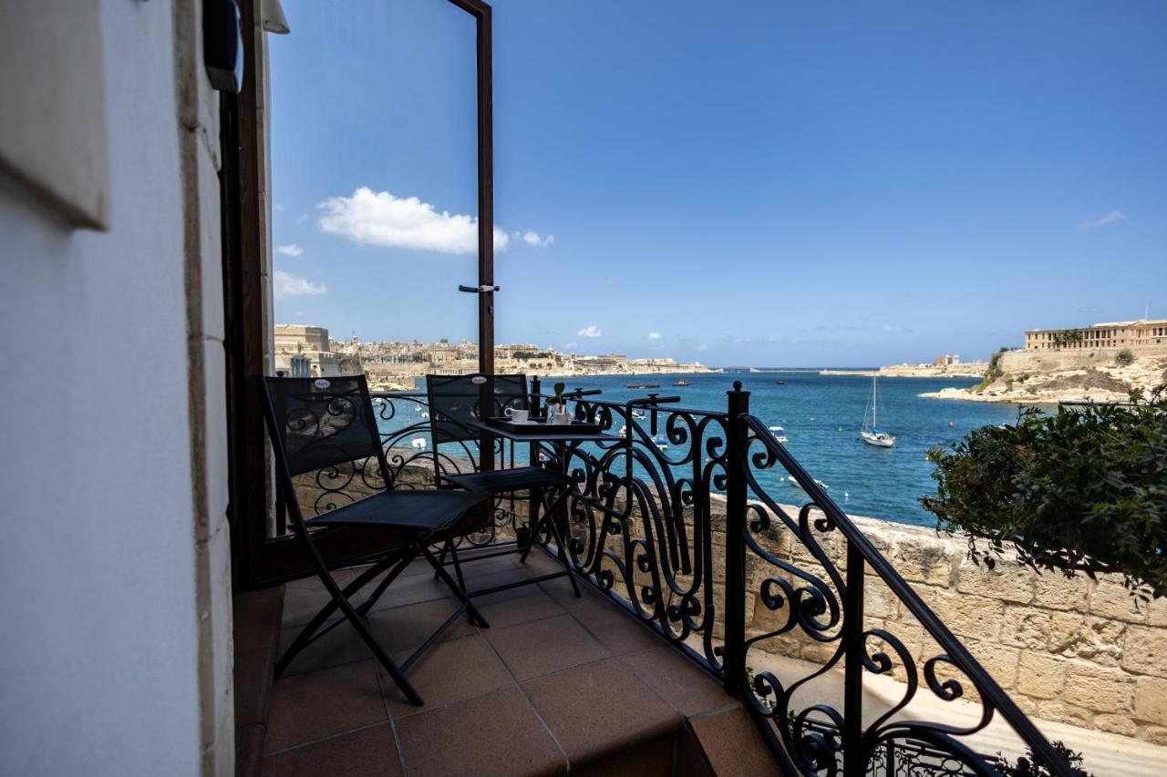 Blue Eye - Waterfront Home In A Scenic Location Birgu Exteriör bild