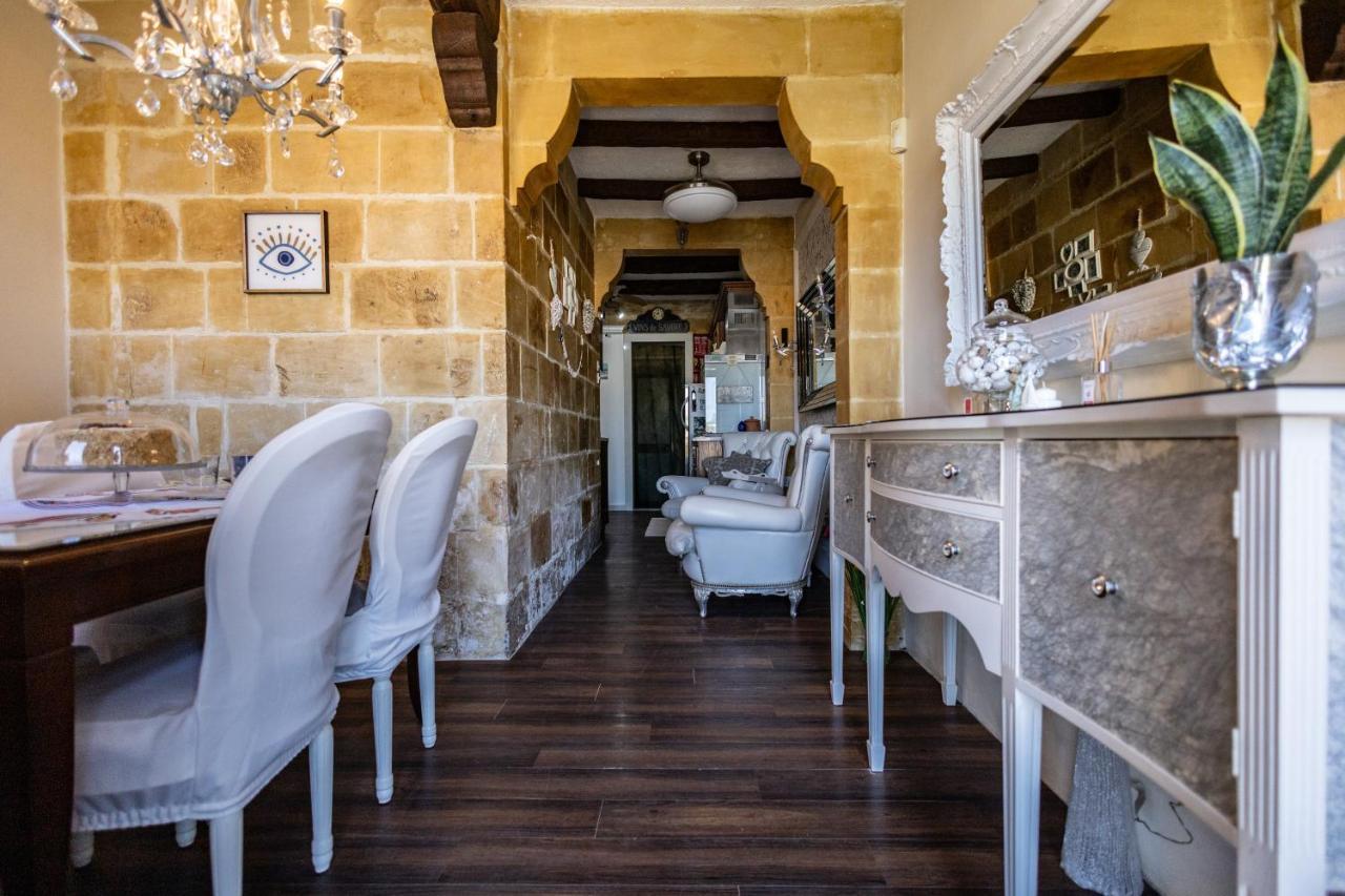 Blue Eye - Waterfront Home In A Scenic Location Birgu Exteriör bild